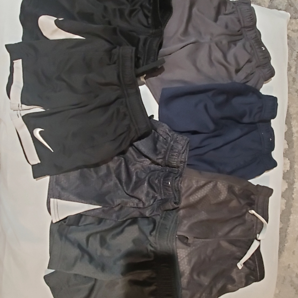 3t/4 boys basketball shorts